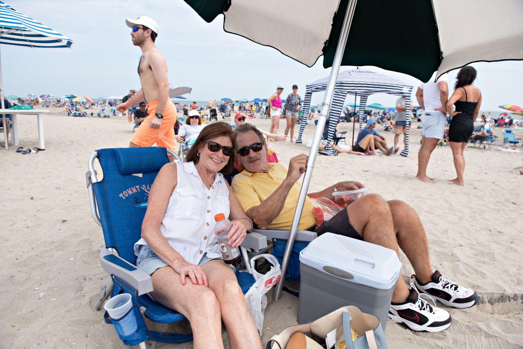 062721-pac-nws-beachstock